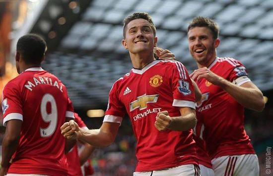 不少球迷担 不少球迷担